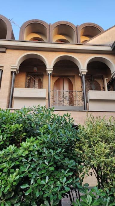 Prestigioso Appartamento Di 70Mq Vicino Milano Legnano Kültér fotó