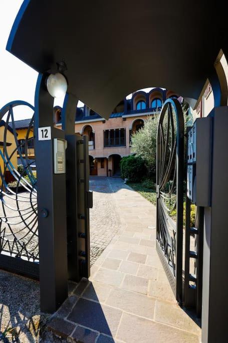 Prestigioso Appartamento Di 70Mq Vicino Milano Legnano Kültér fotó